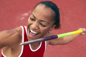 “2025世界运动会：高新体育中心沙滩排球赛事成观众亮点”