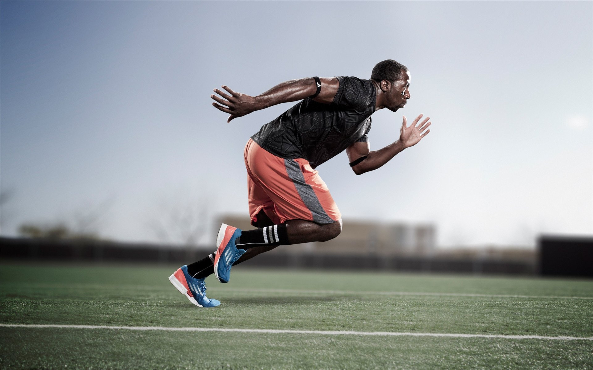 卡斯帕·科尔博后程加速展现强大实力，卡斯帕尔 支援